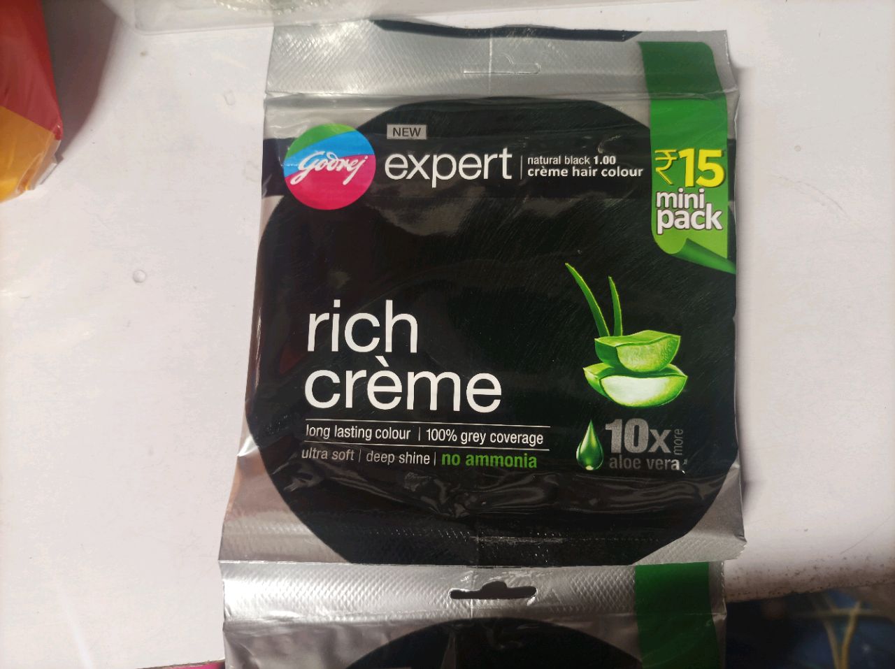 godrej rich creme